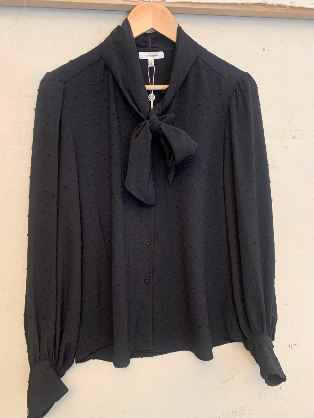 Max Studio Black Swiss Dot Tie-Neck Blouse | Women’s Size Small